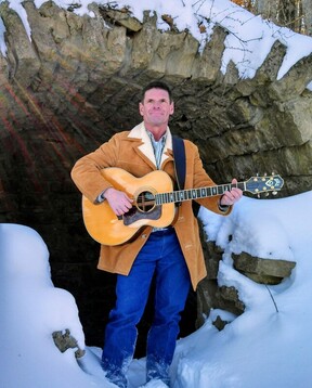 Bob Morrison performing for Acoustic in the Caves at Fence Stile