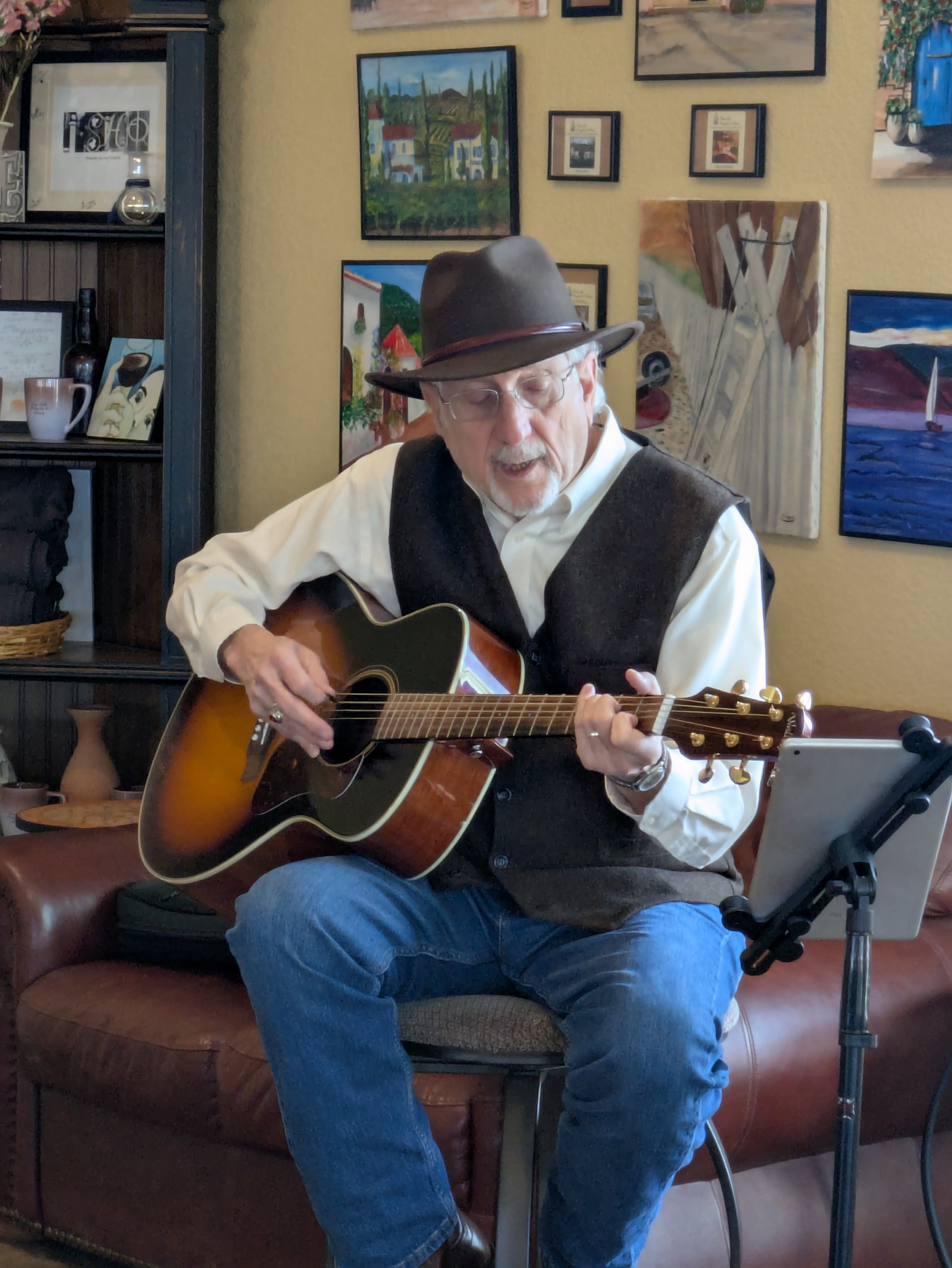 Live music at Fence Stile Vineyards near Kansas City on a weekend afternoon