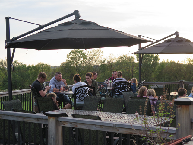 Guests enjoying Fence Stile Vineyards for a relaxed winery visit